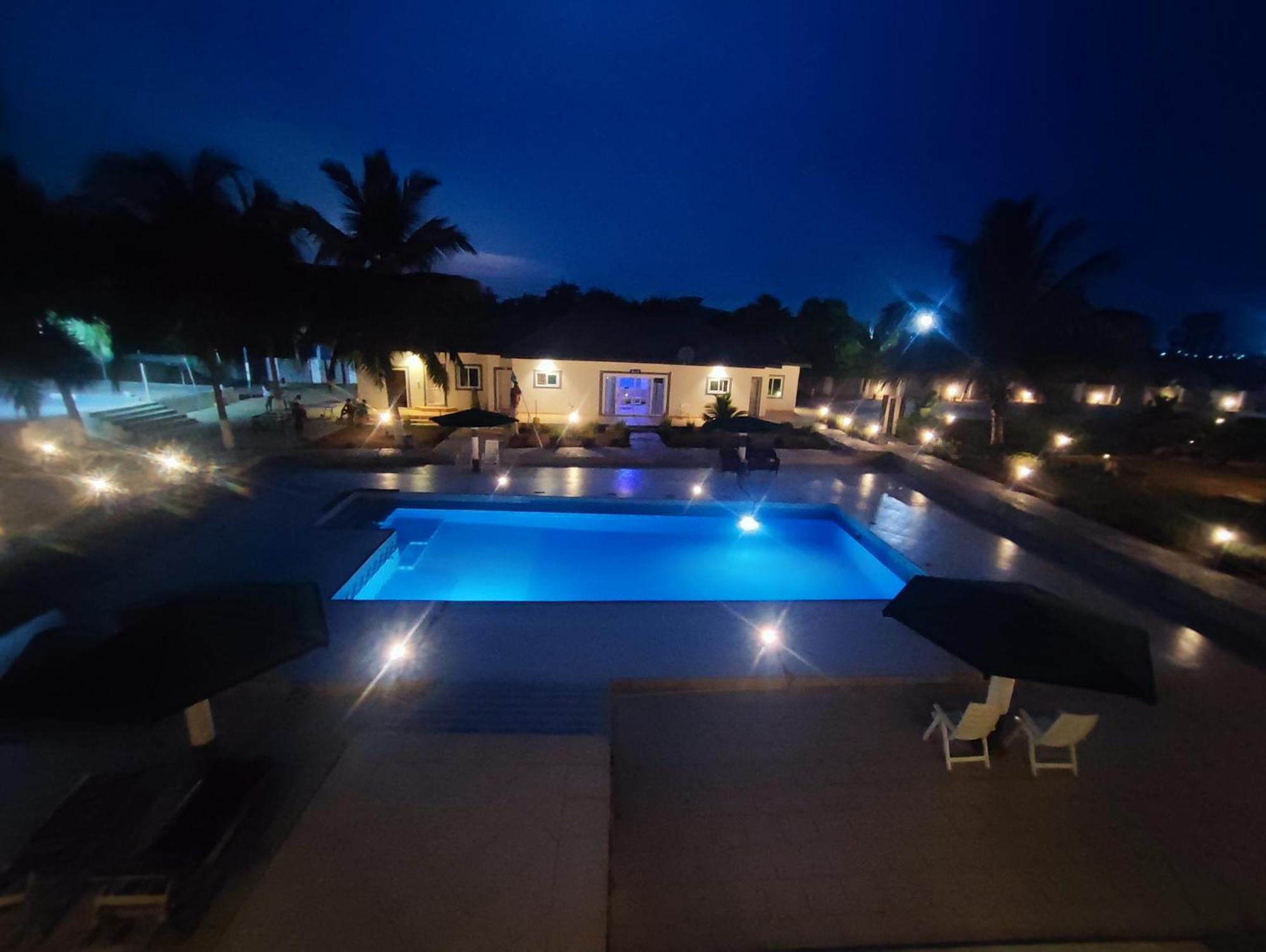 Ellisa Hospitality And Spa Acra Exterior foto