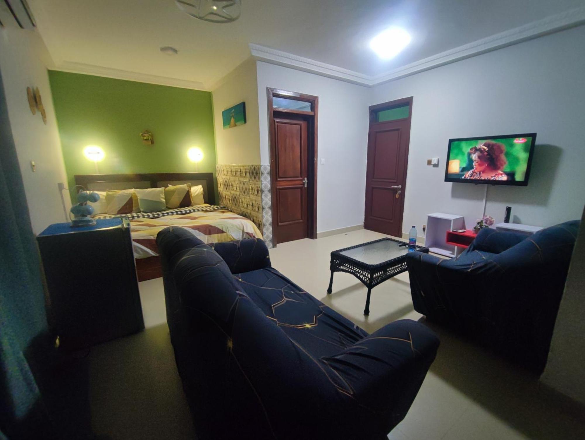Ellisa Hospitality And Spa Acra Exterior foto