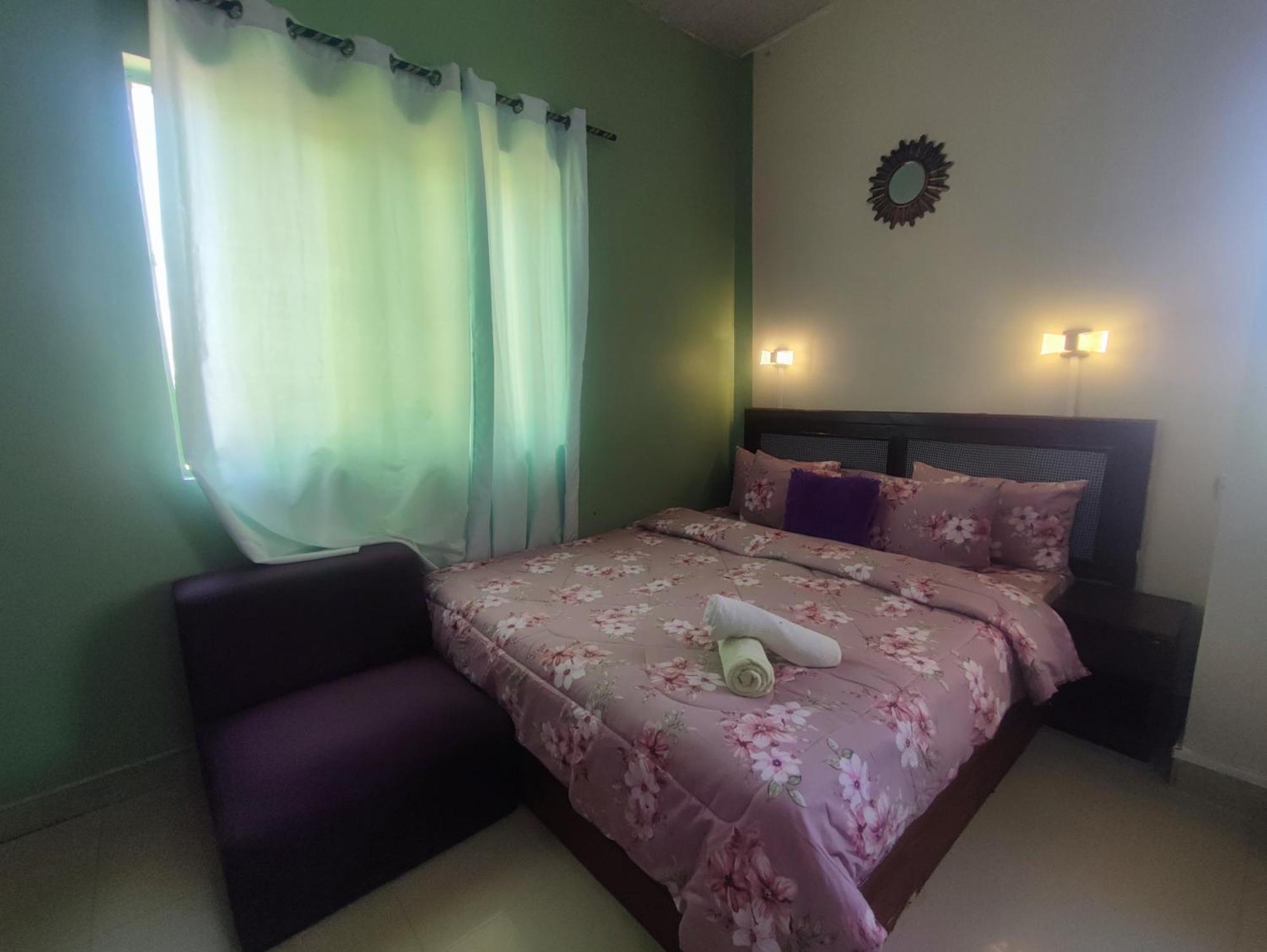 Ellisa Hospitality And Spa Acra Exterior foto