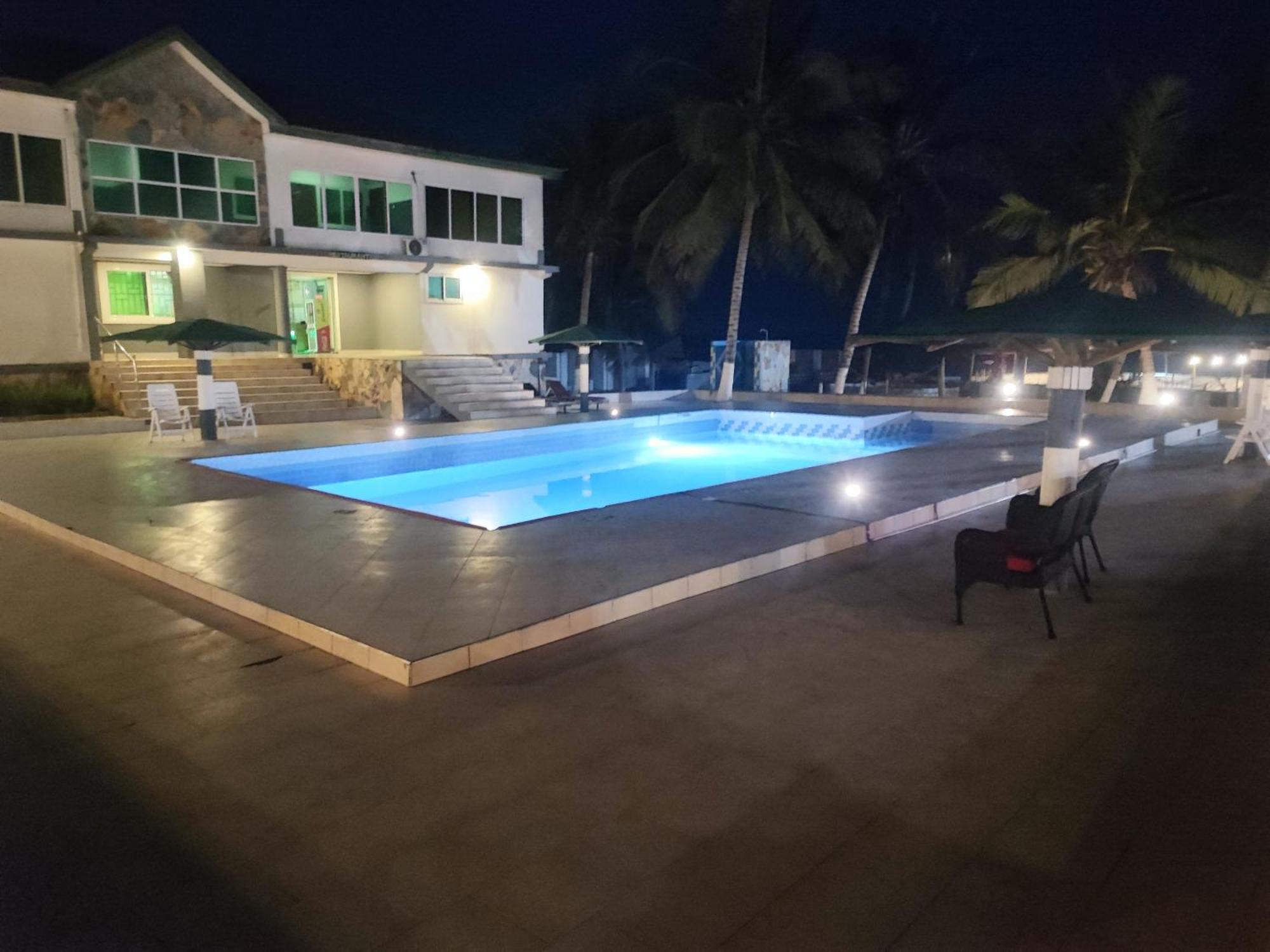 Ellisa Hospitality And Spa Acra Exterior foto