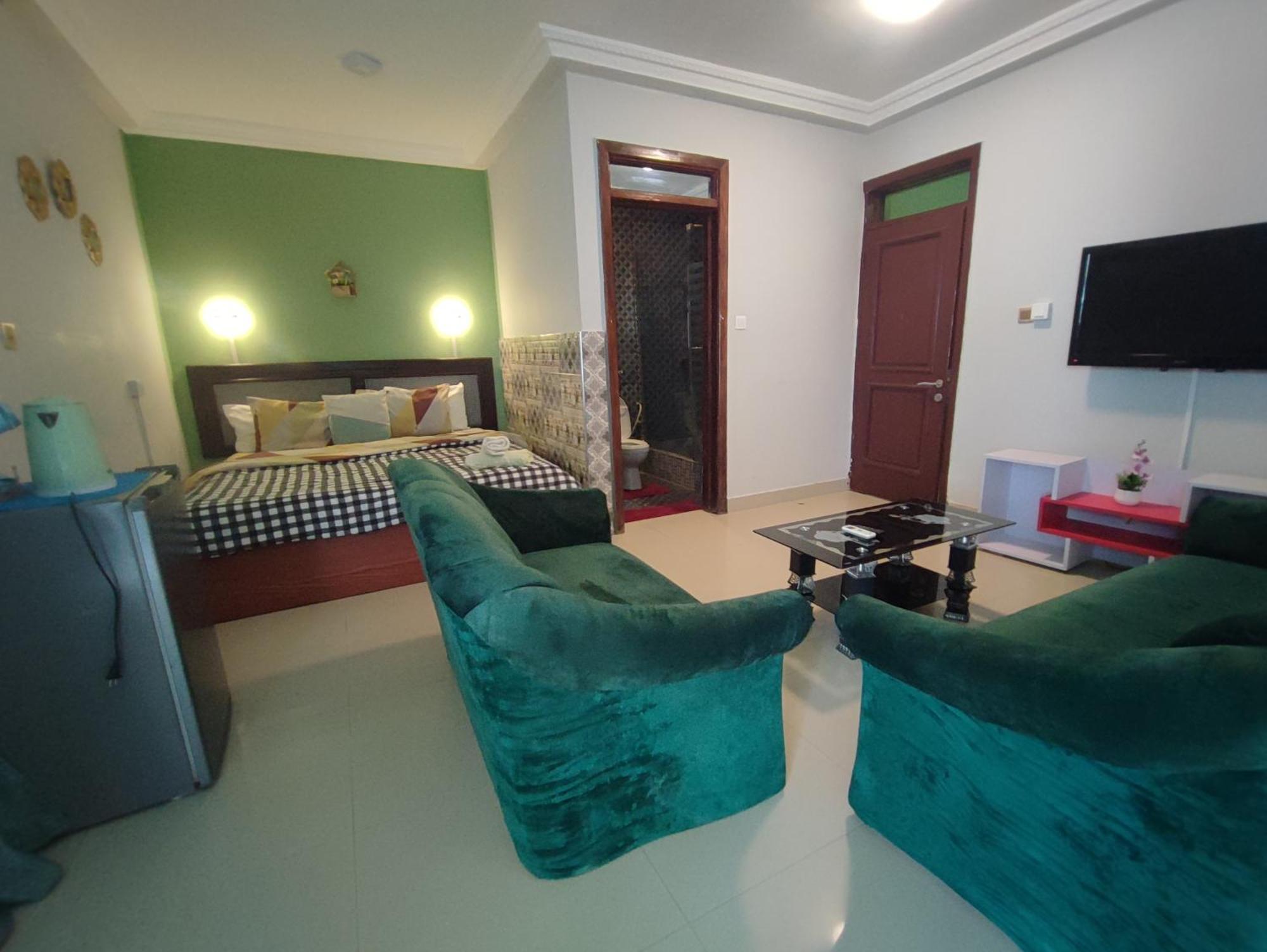 Ellisa Hospitality And Spa Acra Exterior foto
